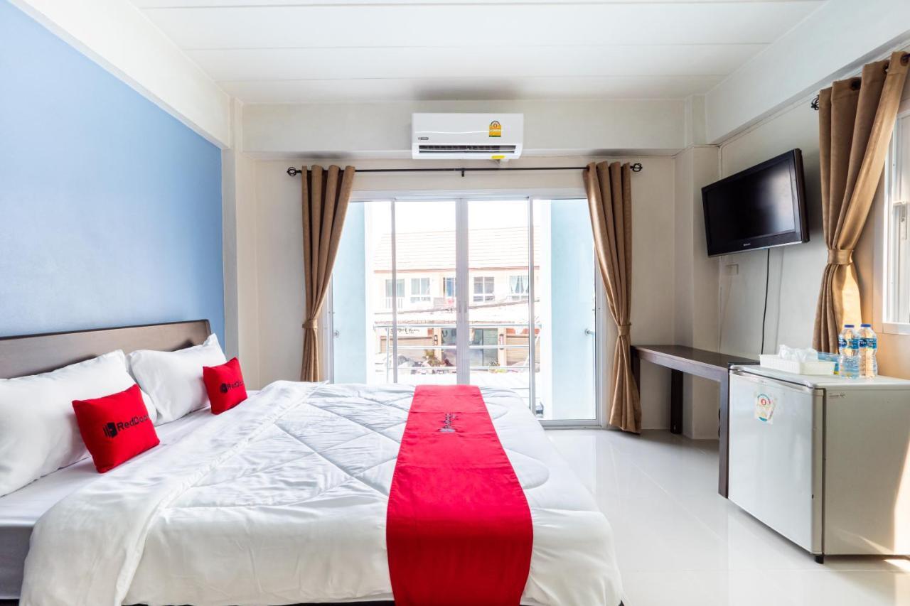 Si Fah At Bangsaen Hotel Ban Rong Khoei Luaran gambar