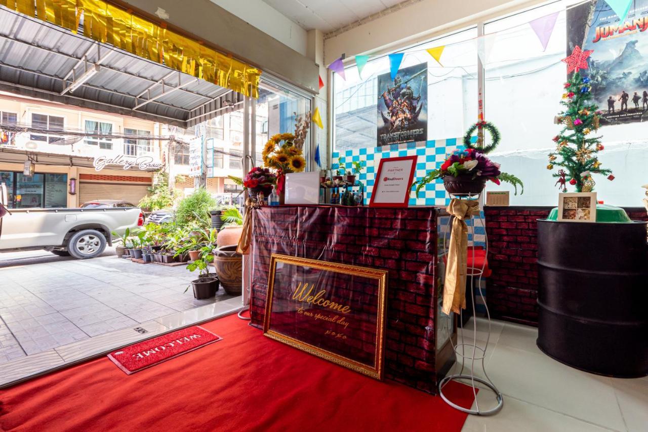Si Fah At Bangsaen Hotel Ban Rong Khoei Luaran gambar